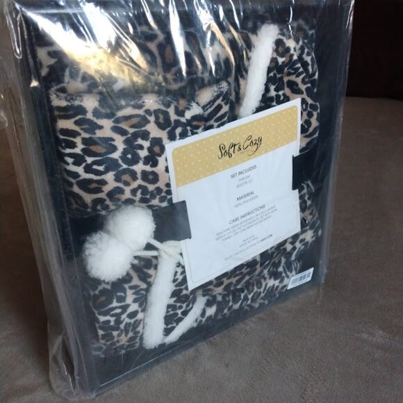 Soft & Cozy Throw Blanket & Booties Sz Large Faux Fur Cheetah Animal Print NEW - Picture 2 of 6